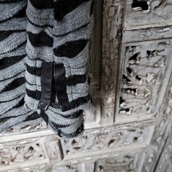 Twenty Y2k Leather Trim Knit Top Black and Grey Size Small - Picture 6 of 8